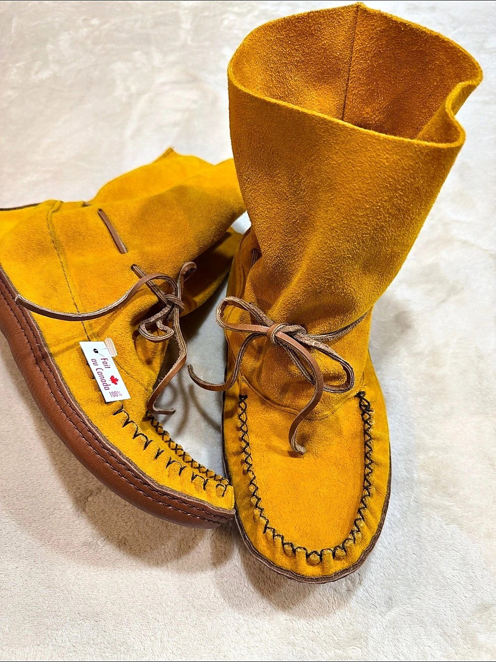 Laurentian Chief Yellow Suede-Look Boots US 10